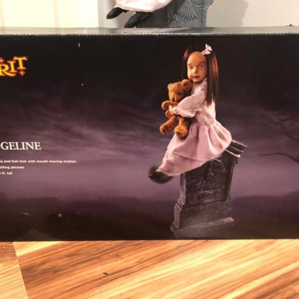 Spirit Halloween Ageline